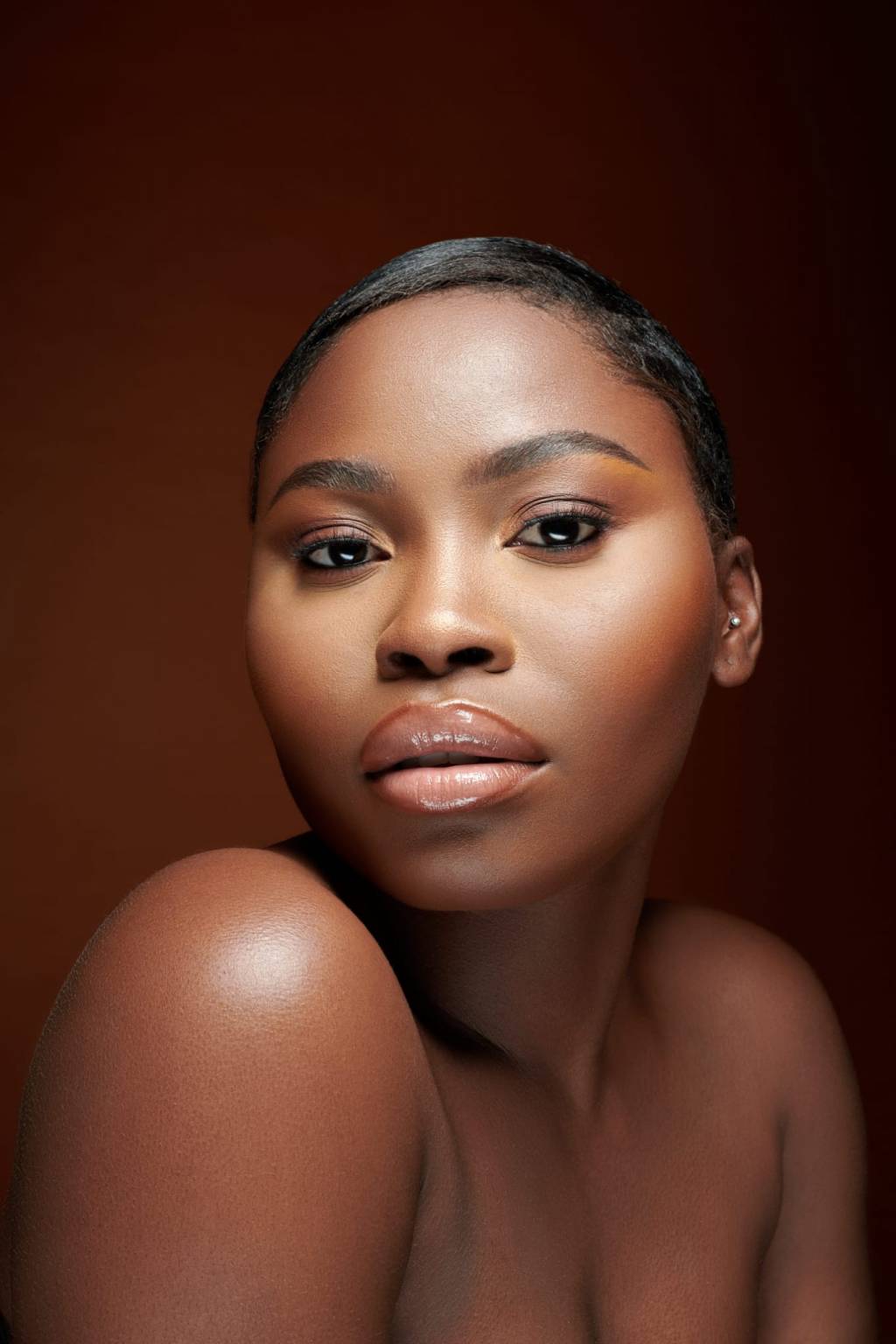 soft glam makeup for black women  Glam makeup, Dark skin makeup