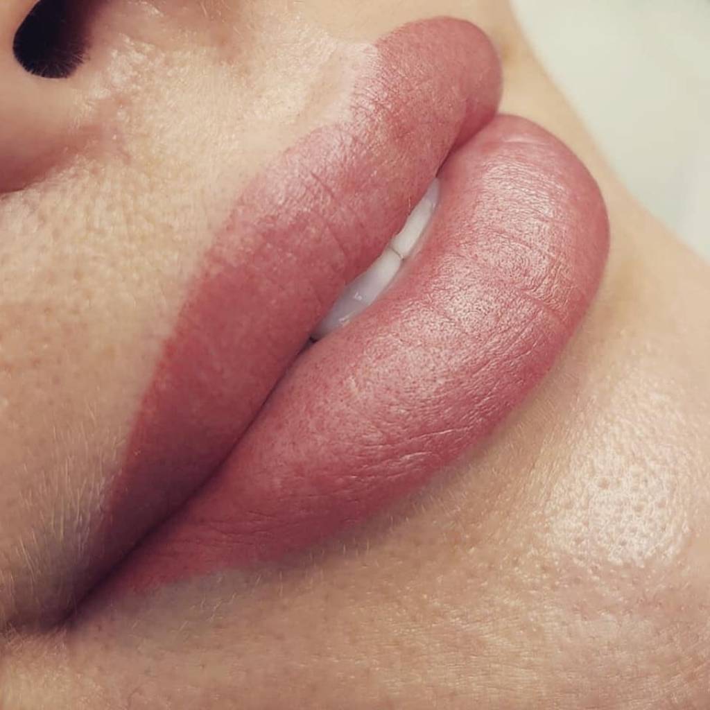 Micropimentation brows,lips